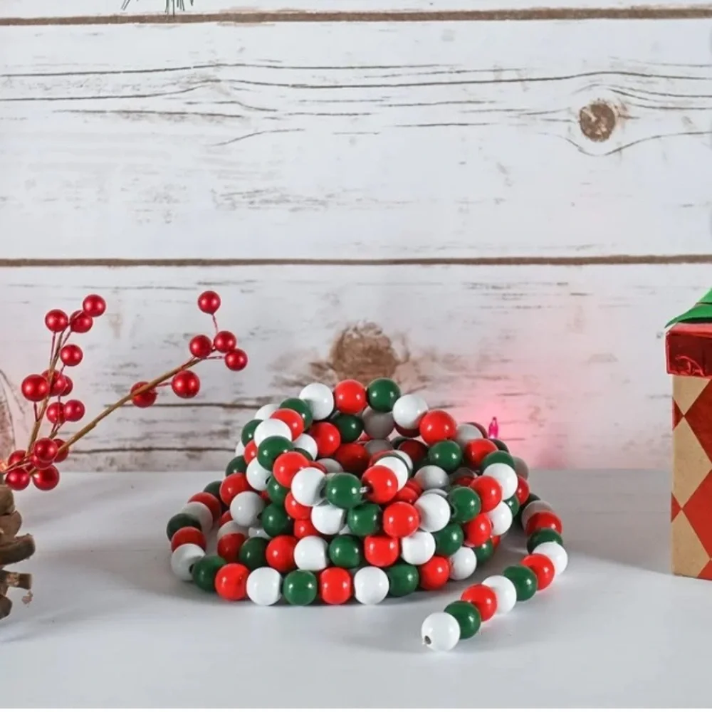 NWT Red White Green Wooden Beaded Holiday Garland Jewelry Making Spool L